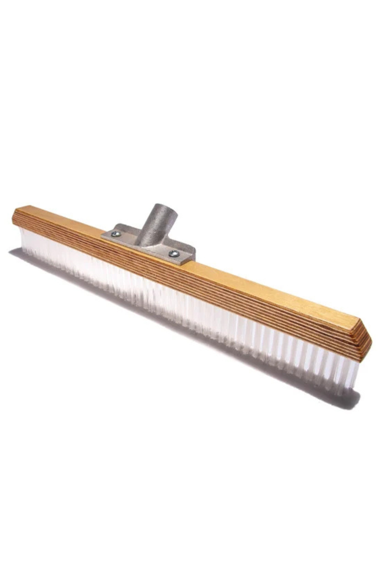 Braun Brush R25 carpet finishing brush with dense nylon bristles, long trim, and hardwood block, designed to restore carpet pile and deliver a streak-free finish.