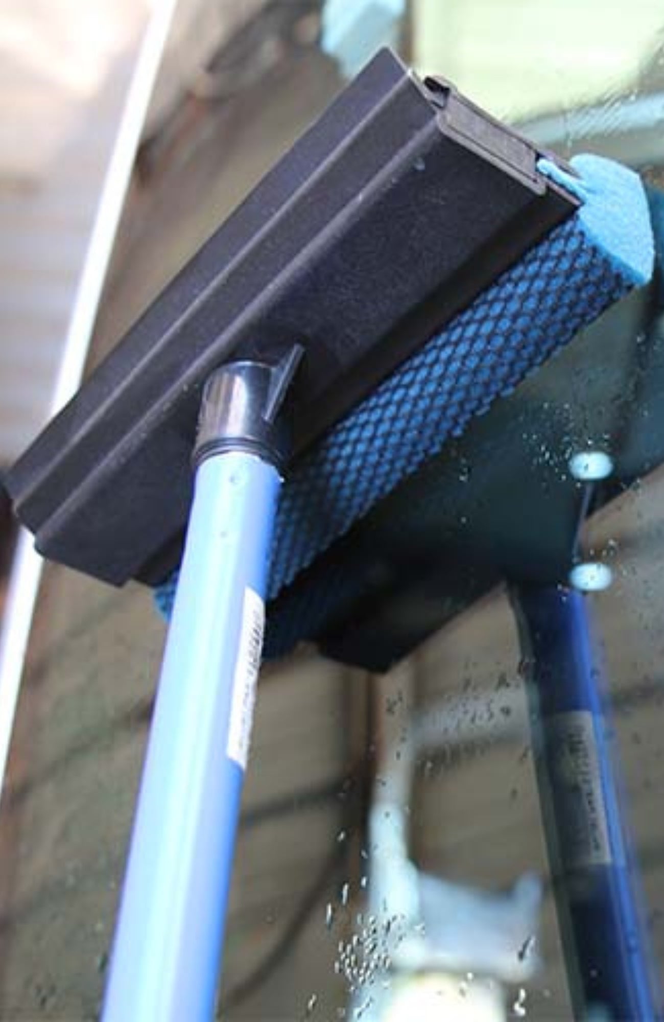 Ettore Auto Squeegee Scrubber, 8" Head, 21" Overall